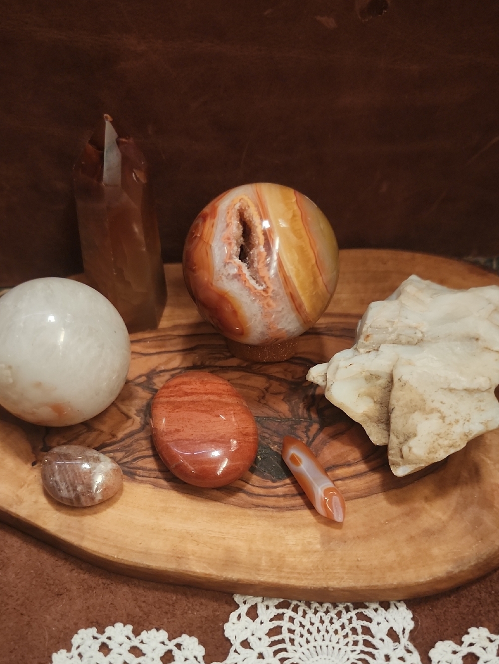 (8pc) Carnelian Lovers Crystal Bundle